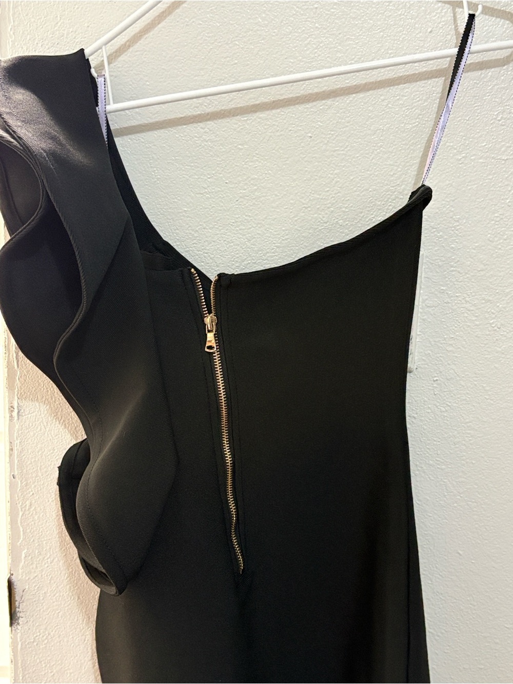 Black One-Shoulder Ruffle Knit Dress - Picture 3 of 5